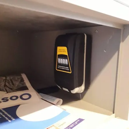 Apartment Stunning 1-bed In Beach-view *